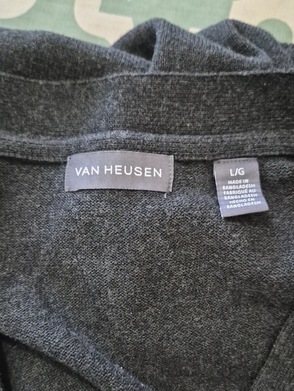 Van Heusen Charcoal Gray V-Neck Vest Sz L